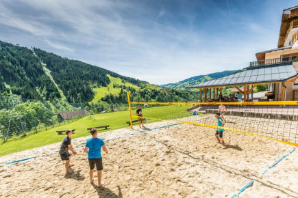 Volleyballplatz - Jugendhotel Saringgut in Wagrain, Salzburger Land