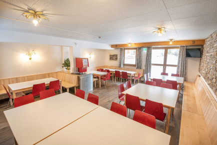 kleiner-speisesaal-wagrain-saringgut-6