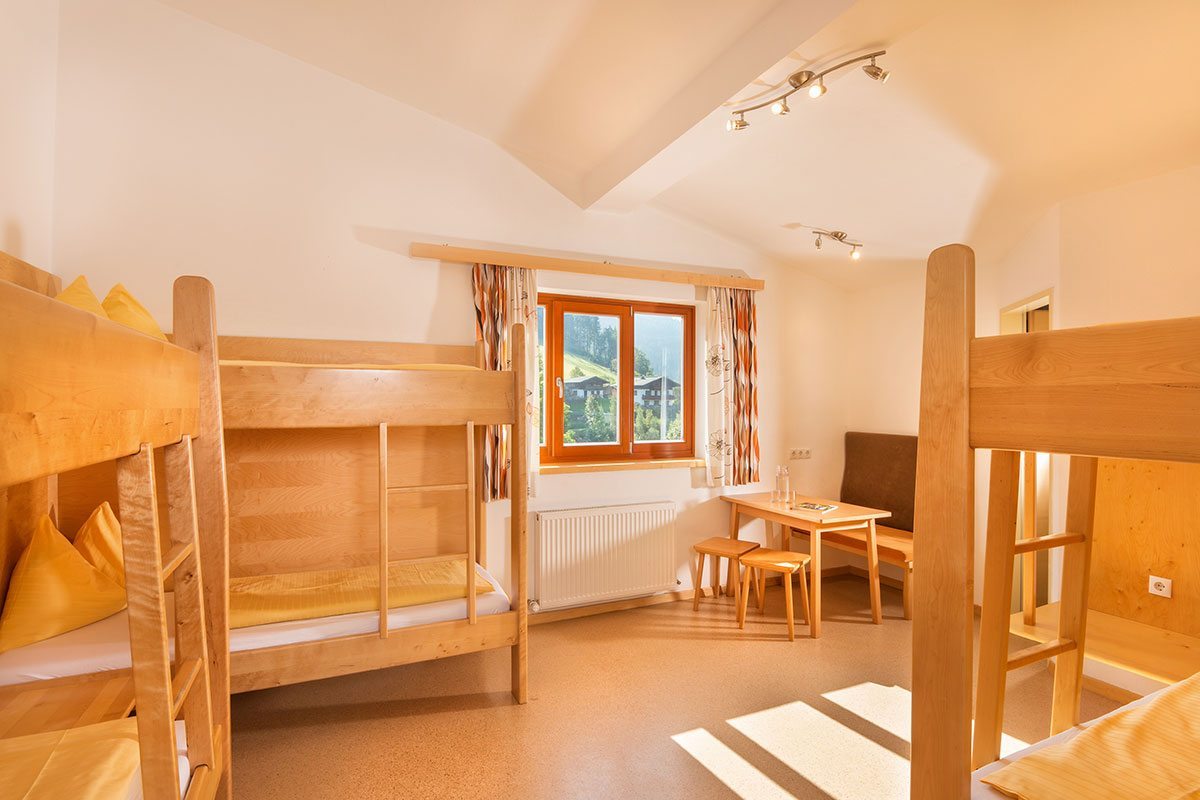 Zimmer im Jugendhotel Saringgut in Wagrain, Salzburger Land